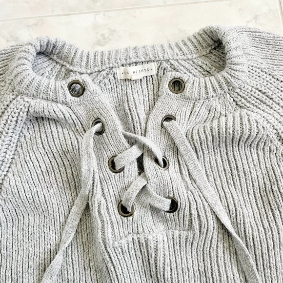 L.A. Hearts Lace Up V-Neck Gray Pullover Sweater Women Medium (M) - Picture 4 of 6